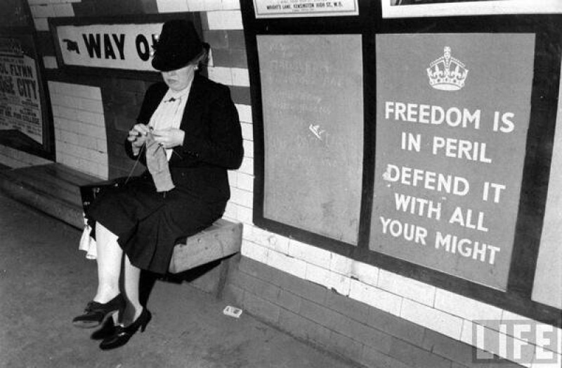 ODE BLOG, Keep Calm and Carry On fenomeno del XXI secolo, 'freedom is in peril' poster